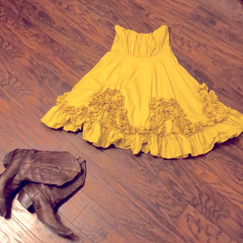 Yellow/Gold Country Ruffled Dress